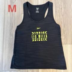 Reebok タンクトップ　ヨガ