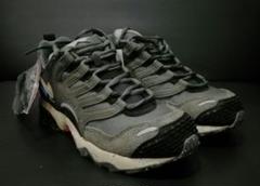 【新品】UNDEFEATED NIKE AIR TERRA HUMARA カーキのサムネイル