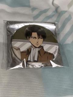 進撃の巨人 アニメイトカフェ 缶バッジ リヴァイ - メルカリ
