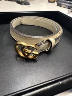 GUCCI (グッチ) ホワイト ベルト レディース GG Marmont reversible thin belt in white leather | GUCCI® US