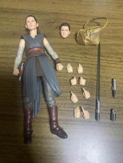 S.H.フィギュアーツ　レイ（スターウォーズ 最後のジェダイ）