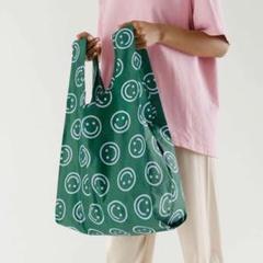 人気商品の再入荷情報をお届け！ 2025年最新】baggu メルカリ - ハッピーの人気アイテム エコバッグ バッグ