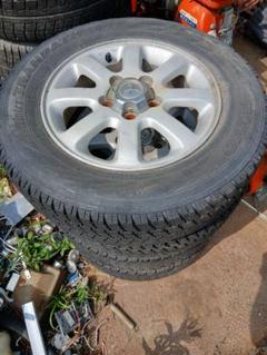 希少 三菱 パジェロ純正 265/65R17 2022年バリ山スタッドレス 三菱 - 希少 三菱 パジェロ純正 265/65R17 2022年バリ山