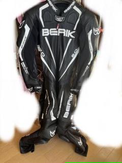BERIK 2.0 革ツナギ ブラック/ホワイト BERIK RACE-DEP 2.0 革ツナギ50
