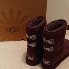 アグ　UGG W CLASSIC SHORT クラシックショート / おまけ付きのサムネイル