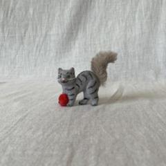アンティーク 白猫　籠付き　Kunstlerschutz ワグナー　西ドイツ アンティーク ねこ Kunstlerschutz ワグナー 西ドイツ ② - メルカリ