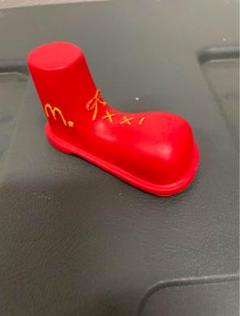 レア廃盤⭐︎McDonald's マクドナルド ロナルド靴 アンテナトッパーのサムネイル
