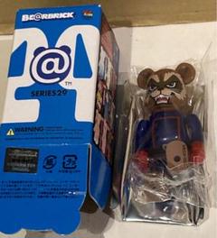 ミュベール×メディコム・トイ、イチゴ柄の「ベアブリック」発売