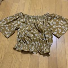 オフショルトップ