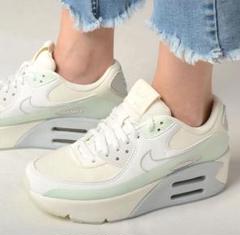 2025年最新】NIKEエアマックス90lv8の人気アイテム - メルカリ