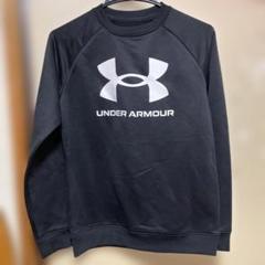 UNDER ARMOUR ブラック トレーナー