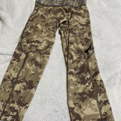 Nike Pro カモフラージュ レギンス