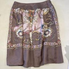 YUKI TORII のシルク100%の上品で華やかなスカートサイズ42