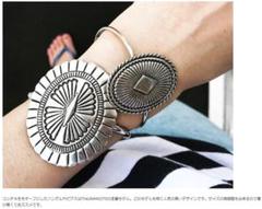 年末のプロモーション特価！ ☆大人気モデル☆ 新品 The2BANDITS ボヘミアンバングル 大振り アクセサリー