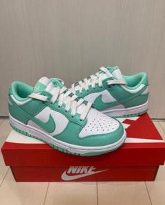 NIKE WMNS DUNK LOW "GREEN GLOW"