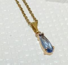 ネックレス 青いストーン　ゴールド
