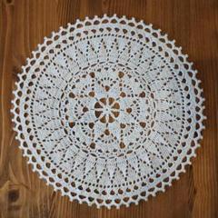 ✶ドイリー✶ 花瓶敷き レース編み ハンドメイド 手編み ナチュラルインテリア