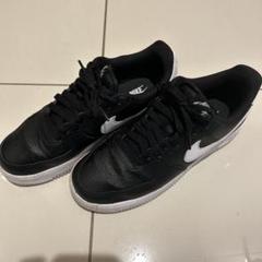 Nike Air Force 1 ブラックホワイトのサムネイル