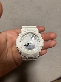 G-SHOCK ホワイト デジタル腕時計のサムネイル