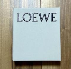 2025年最新】loewe 空箱の人気アイテム - メルカリ