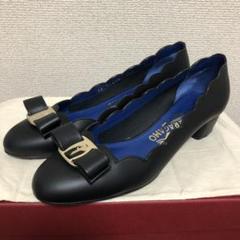 国産品 パンプス フェラガモ スカラップ ヴァラ 61/2D 靴