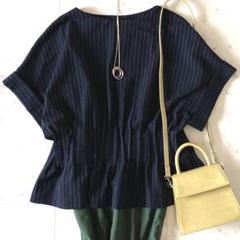 極美品⭐︎アドーア ADORE ブラウス 花柄 半袖 カーキ M - メルカリ