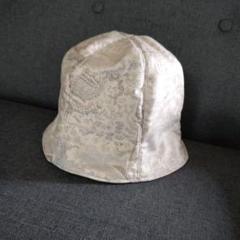 ハンドメイド チューリップ帽子 白大島紬