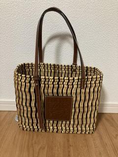 【美品】LOEWE かごバッグ スクエアバスケットバッグ LOEWE 大人気 ロエベ loewe かごバッグ スクエア バスケット