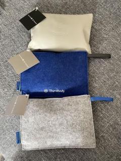 新品未使用18個　追加ユナイテッド航空　ビジネストラベルポーチTherabody Amazon.co.jp: ユナイテッド航空 Therabody セラボディ