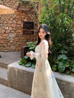 春夏必見♡淡い花柄ロングワンピース✨可憐なフリル袖♪デートやお出かけにピッタリ