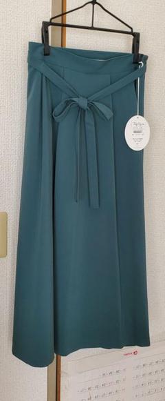 【新品タグ付き】ロングスカート グリーン