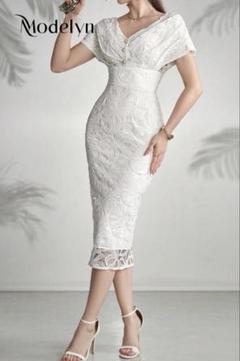 SHEIN modelyn Vネックショートスリーブドレス