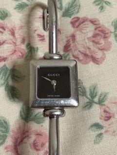 オシャレでブレス感覚・グッチ・レディース・1900L・中古 GUCCI グッチ レディース腕時計 バングルウォッチ 1900L
