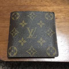 ルイヴィトン モノグラム 二つ折り財布