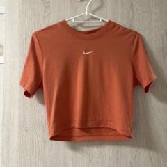 【NIKE】クロップドTシャツ 半袖
