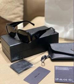 【美品】PRADA サングラス ケース +ボックス+クロス付き 極美品 PRADA 超希少 幻の逸品 サングラス YOSHIKI 付属品付き