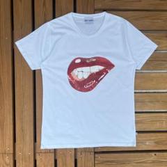 ONE・T・SHIRT　リップデザインプリント　ホワイト　サイズMのサムネイル