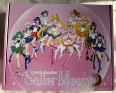 【新品】明治 美少女戦士セーラームーンコラボ　コンプリートBOX 缶ミラー セーラームーン×明治コラボのオリジナル缶ミラーやっと見つけた