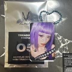 XG HINATA ヒナタ アクリルキーチェーン TREASURE TROVE - メルカリ