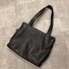 CHANEL ブラックレザーショルダーバッグ　ココマーク　ラムスキンのサムネイル