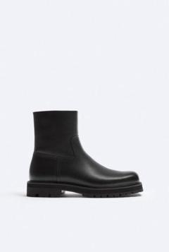 ZARA ザラ　ブーツ　サイドジップ　ビブラムソール　スタジオニコルソン　コラボ ZARA×STUDIO NICHOLSON VIBRAMサイドジップブーツ ブラック