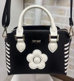 MARY QUANT フラワーモチーフ ショルダーバッグ - メルカリ