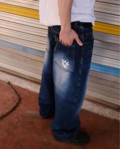LABROS(ラブロス) SMART DAISY BAGGY JEANSのサムネイル