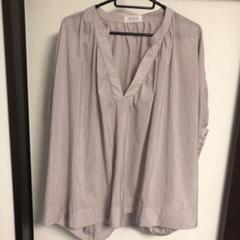 アーバンリサーチ トップス ゆったりめ