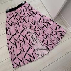 【NEW限定品】 ヴィクトリアベッカム リップスティック柄プリーツスリット入り スカート