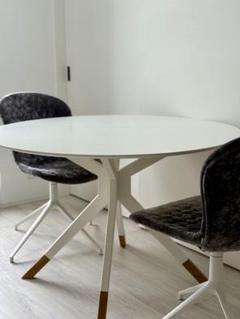 【お値下げ】BoConcept ラウンドテーブル「BILLUND」ホワイト