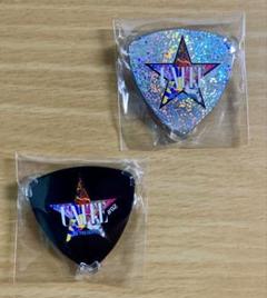 B'z UNITE #02 ピックバッジ 2種 ガチャ 匿名配送 まとめ買い可のサムネイル