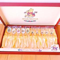 激レア】ディズニー プーさん カトラリーセット 皿中七宝