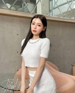 Rady♡ビジューニットセットアップ（インナーパンツ付き）﻿