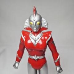 ウルトラヒーローシリーズ　800サイズ　新金型ソフビ　46体セット Amazon.co.jp: ウルトラマンZ ウルトラヒーローシリーズ 74